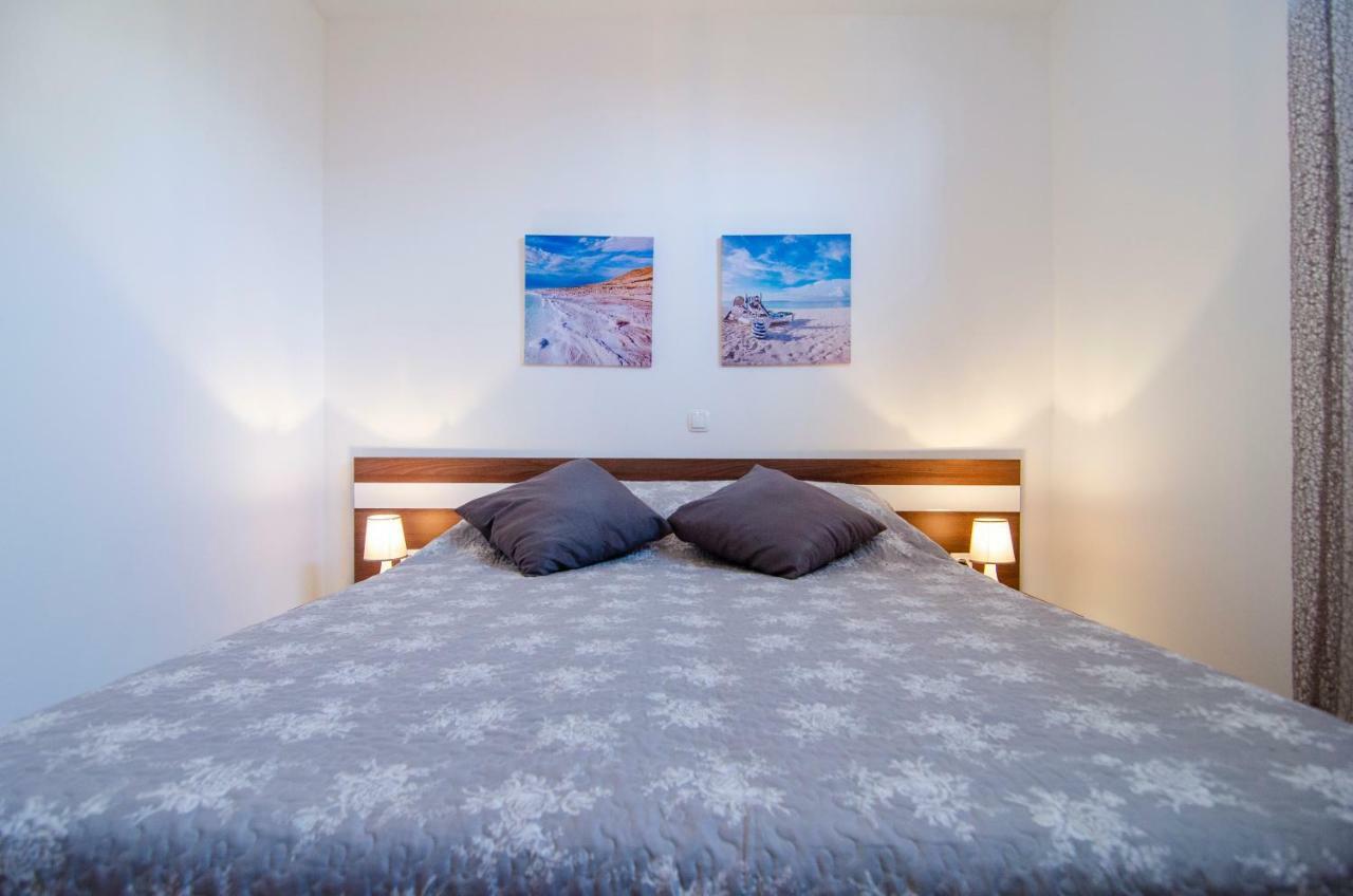 Apartments Sara 4 볼 외부 사진