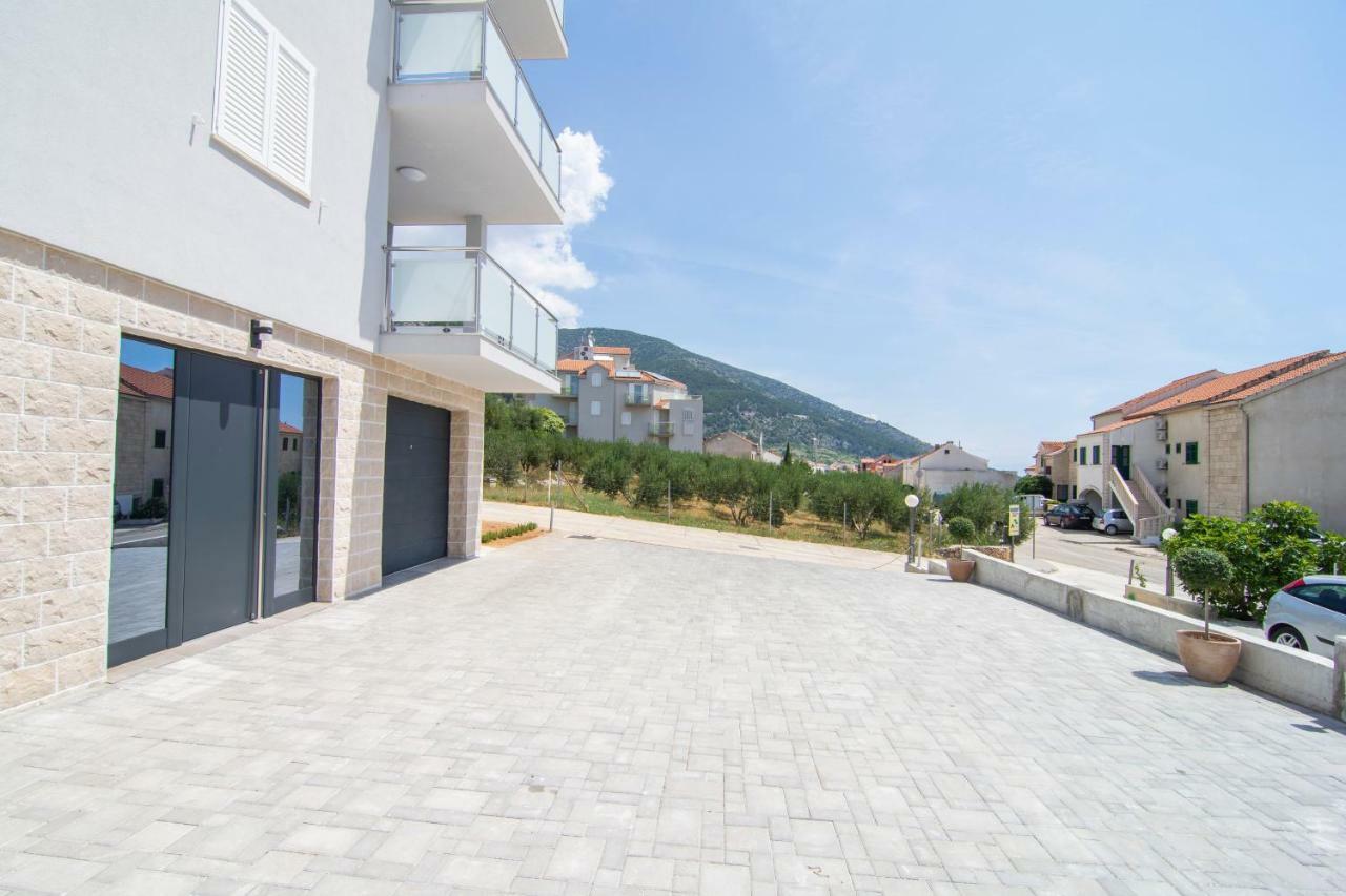 Apartments Sara 4 볼 외부 사진