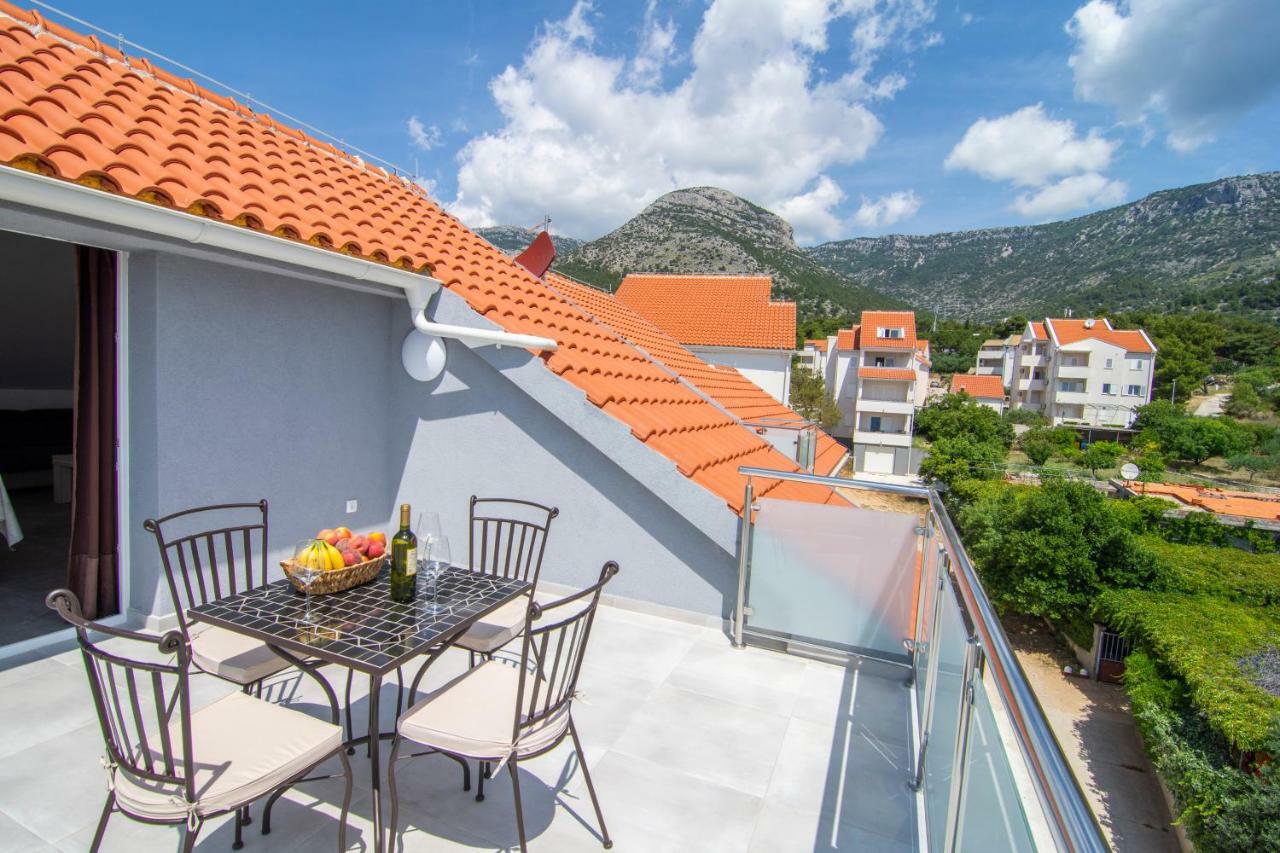 Apartments Sara 4 볼 외부 사진