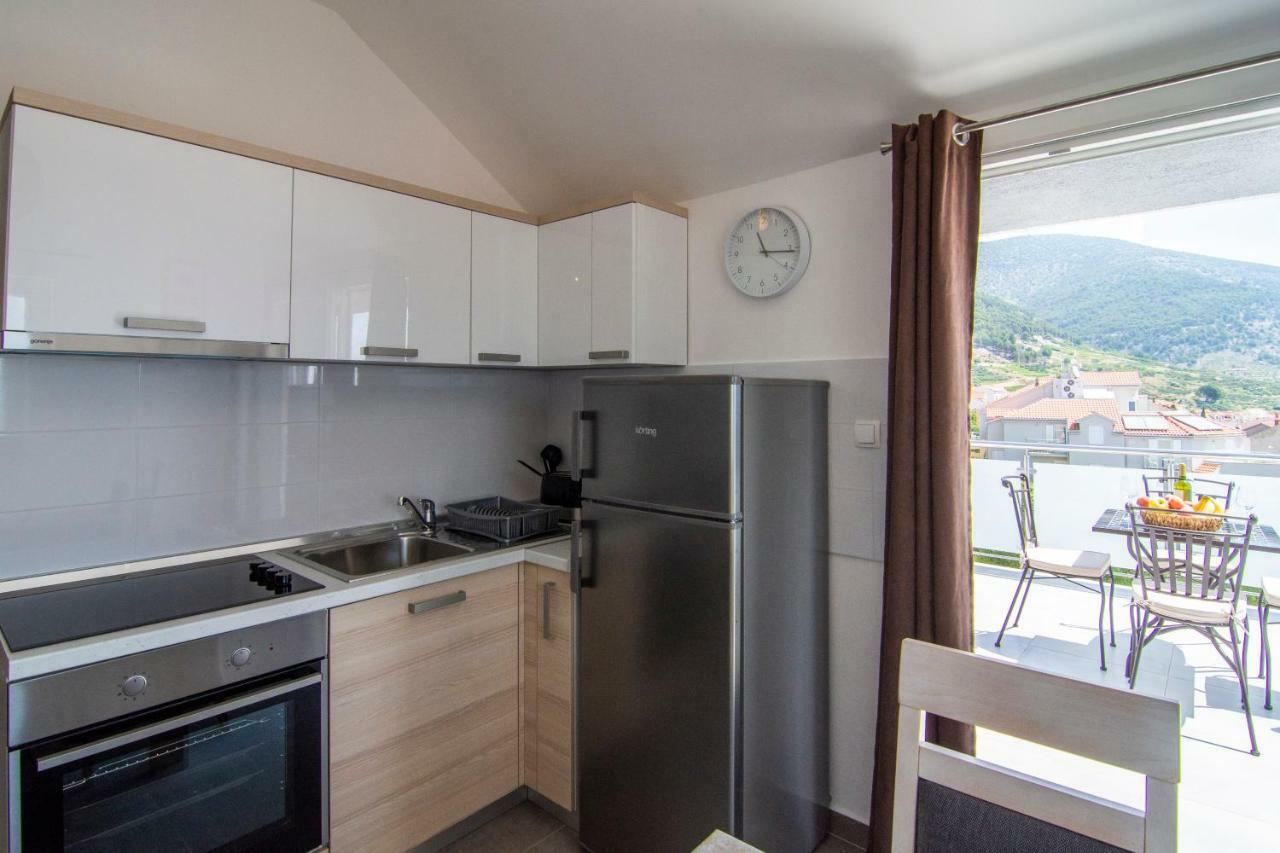 Apartments Sara 4 볼 외부 사진