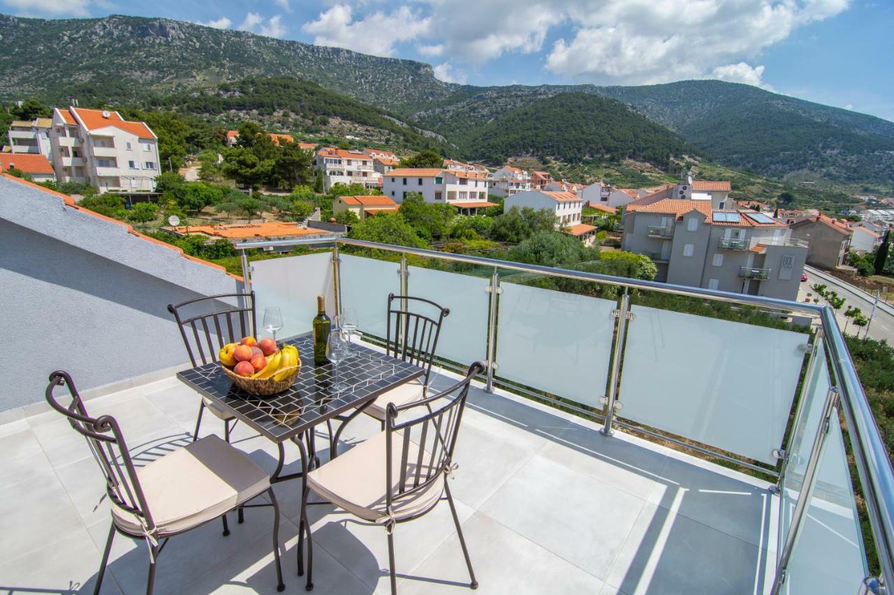 Apartments Sara 4 볼 외부 사진